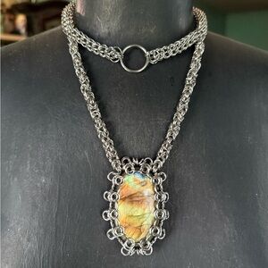 Labradorite Chainmaille necklace pendant | statement necklace chainmail